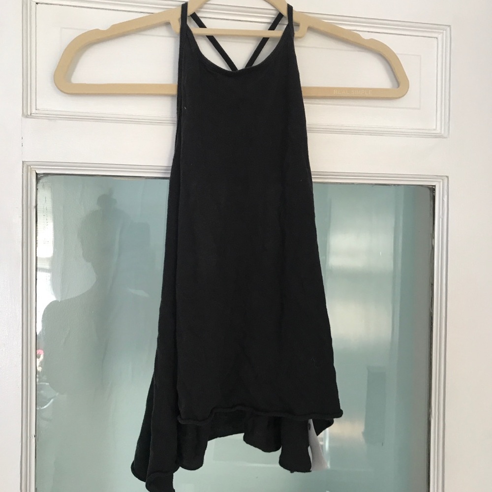Hollister tank